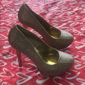 Champagne glitter heel